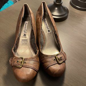 American Eagle, Brown pumps, Size 8 1/2